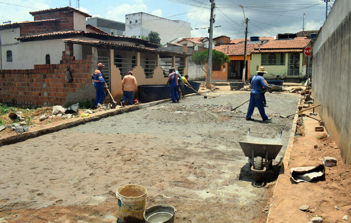 Prefeitura de Baixa Grande conclui calçamento em 100% das ruas do Bairro Bela Vista