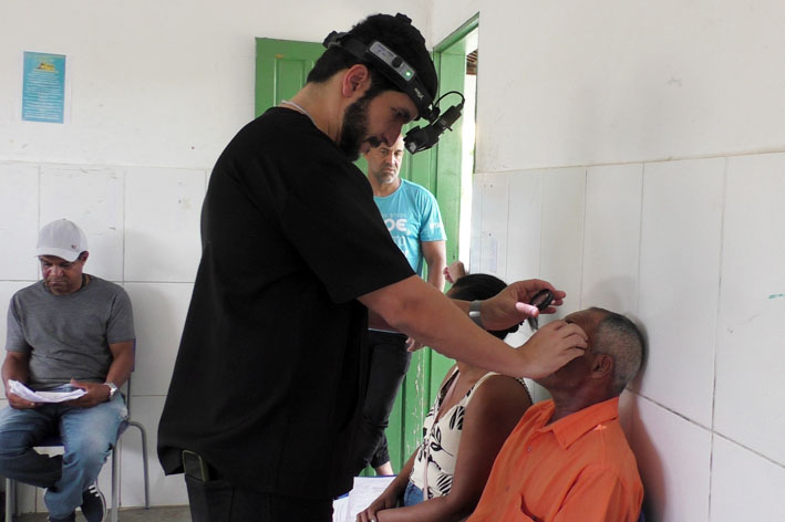 Prefeitura de Baixa Grande e Hospital dos Olhos atendem 110 pacientes com glaucoma