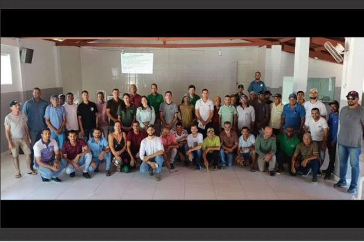 Apicultores de Capim Grosso, São José do Jacuípe e Quixabeira discutem combate ao furto de mel