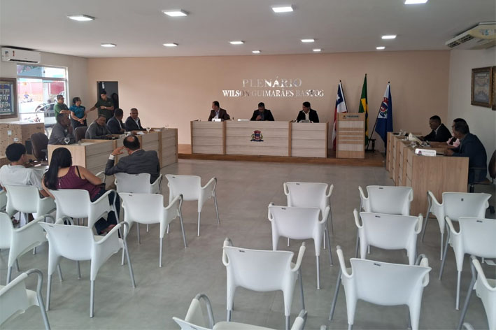 Câmara de Baixa Grande aprova reajuste salarial para servidores municipais