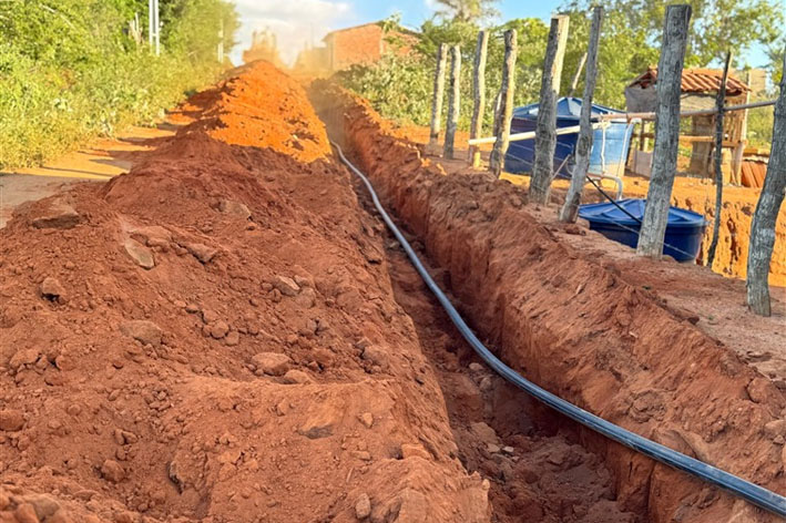 Prefeitura de Baixa Grande inicia expansão da rede de água no Posto Brasil e beneficia nova área residencial