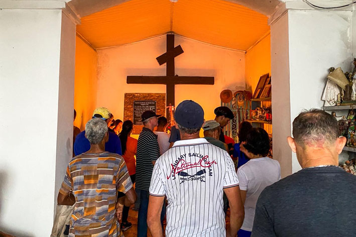 Sexta-feira Santa é vivenciada com fé e tradição em Mairi