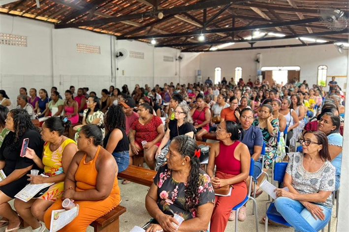 Segunda-feira de homenagens marca programação do Dia das Mães na rede municipal de Baixa Grande