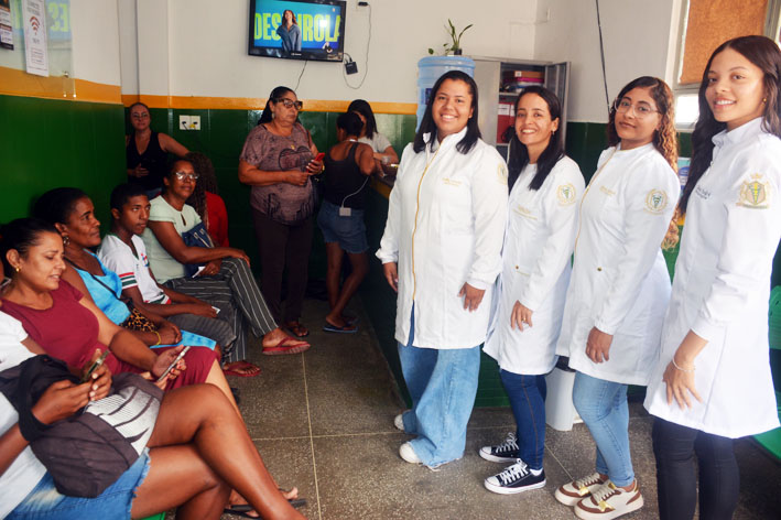 Estudantes de Fisioterapia apresentam Projeto Integrador de Extensão na Policlínica de Baixa Grande
