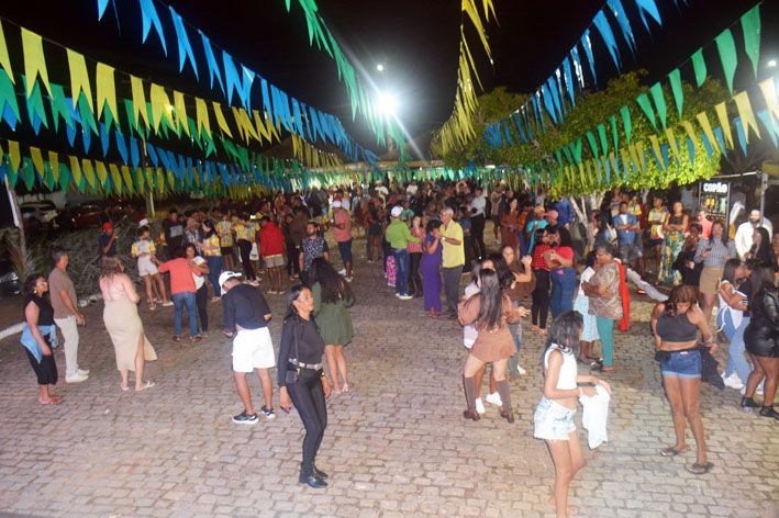Novo Sítio recebe penúltimo “São João de Nossa Gente” promovido pela Prefeitura de Baixa Grande