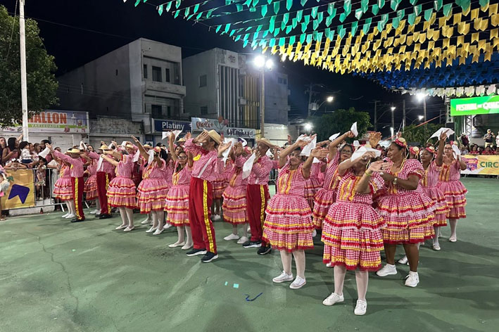 Emoção e tradição marcam primeiro dia do Festival de Quadrilhas em Ipirá