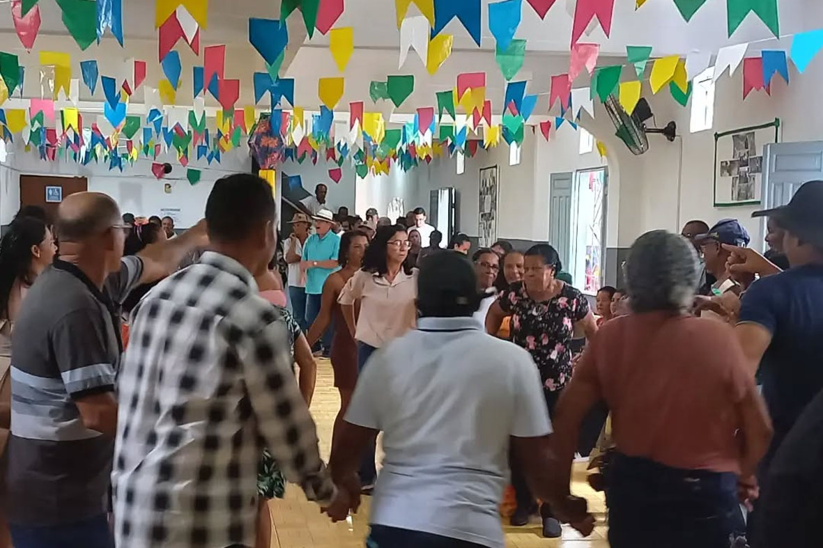 Forró da Melhor Idade do STTR de Baixa Grande celebra alegria, cultura e convivência