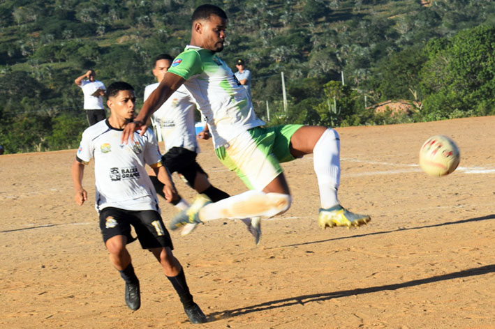 Última vaga na semifinal da Copa Rural de Baixa Grande fica com o Tabuleiro após vencer o Barracão