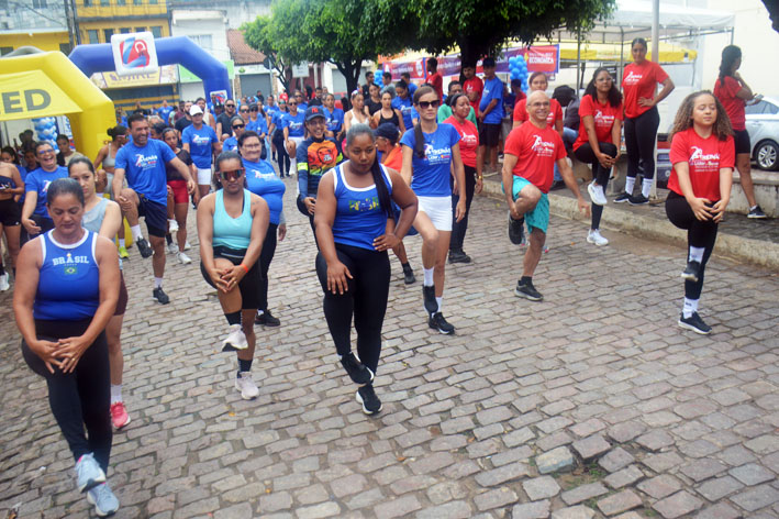 Treinão da Farmácia Líder e Drogaria Econômica promove saúde, esporte e cultura em Baixa Grande