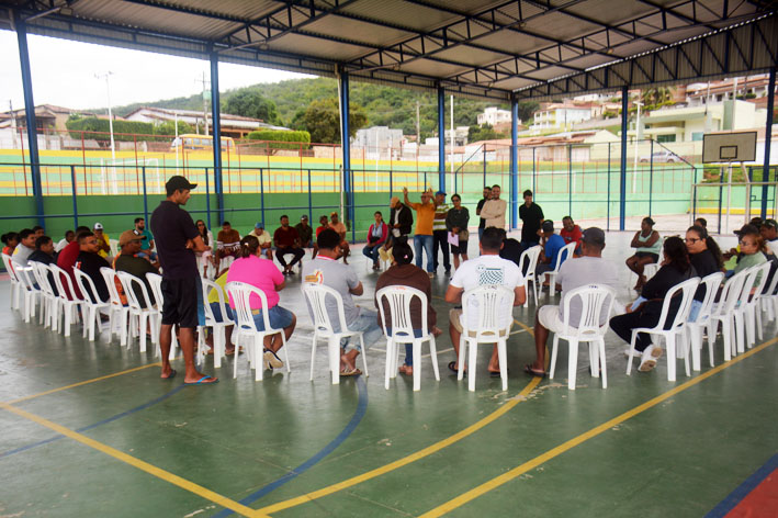Prefeitura realiza reunião com ambulantes que irão trabalhar na Micareta de Baixa Grande