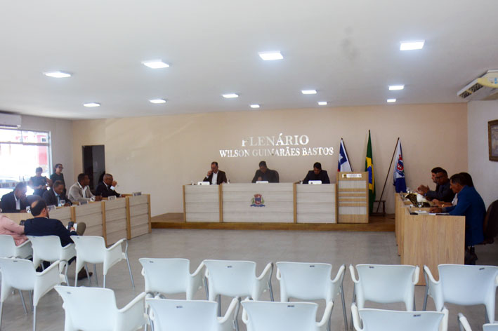 Vereadores de Baixa Grande retomam os trabalhos do Legislativo