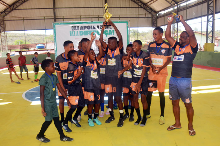 Quadra Q Sub-15 é campeã do 3º Torneio Misto do Prodecor em Baixa Grande