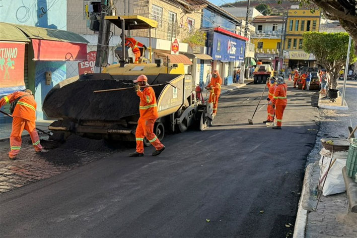 Asfalto já é realidade: Baixa Grande inicia obras que vão contemplar três quilômetros de vias