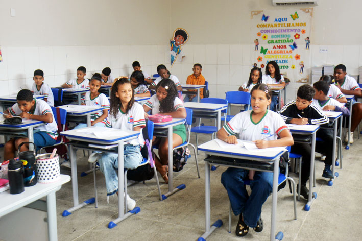 Escola Professor Adenias Rodrigues inicia semana de avaliação das Provas CAEd em Baixa Grande