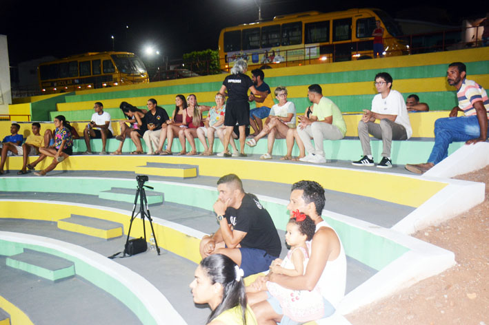 III Jam na Praça reúne talentos da terra e muita musicalidade em Baixa Grande