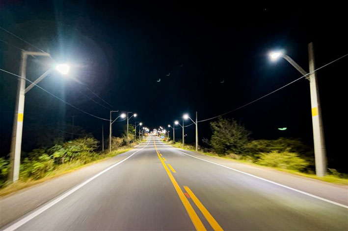 Do escuro à iluminação: trecho da BA-052 ganha nova realidade em Baixa Grande